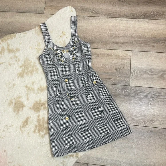 Topshop houndstooth embroidered floral mini dress - Picture 2 of 5